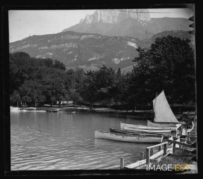 Port Veyrier au bord du lac d'Annecy (Talloires-Montmin)